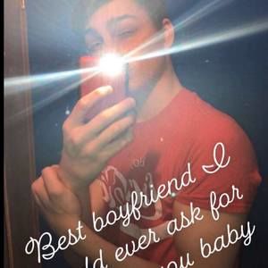 Meet your Posher, Dakota